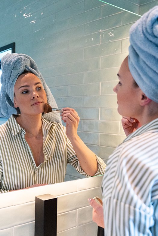 Using bathroom with proper moisture ventilation