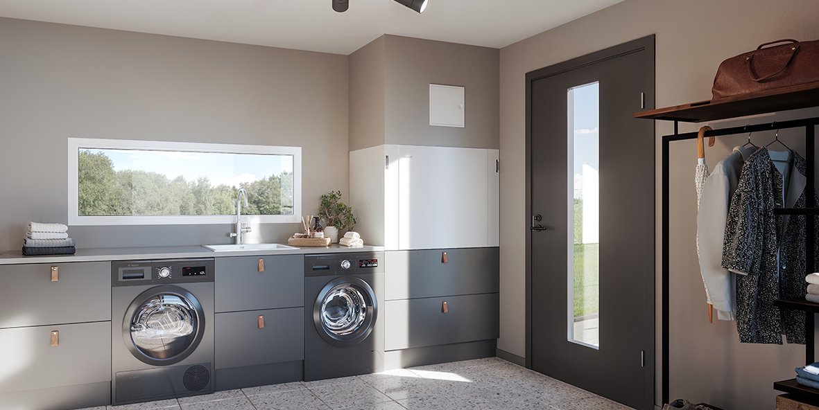 Nordic S7 SW installert i kombinert groventré og vaskerom med vaskemaskin og tørketromm